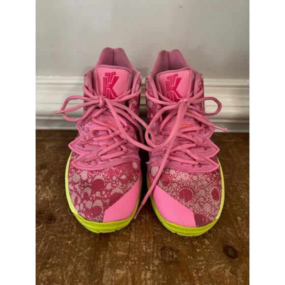 Nike Spongebob Squarepants Kyrie 5 Patrick Sneakers Athletic Shoes Size 5 - Picture 1 of 8